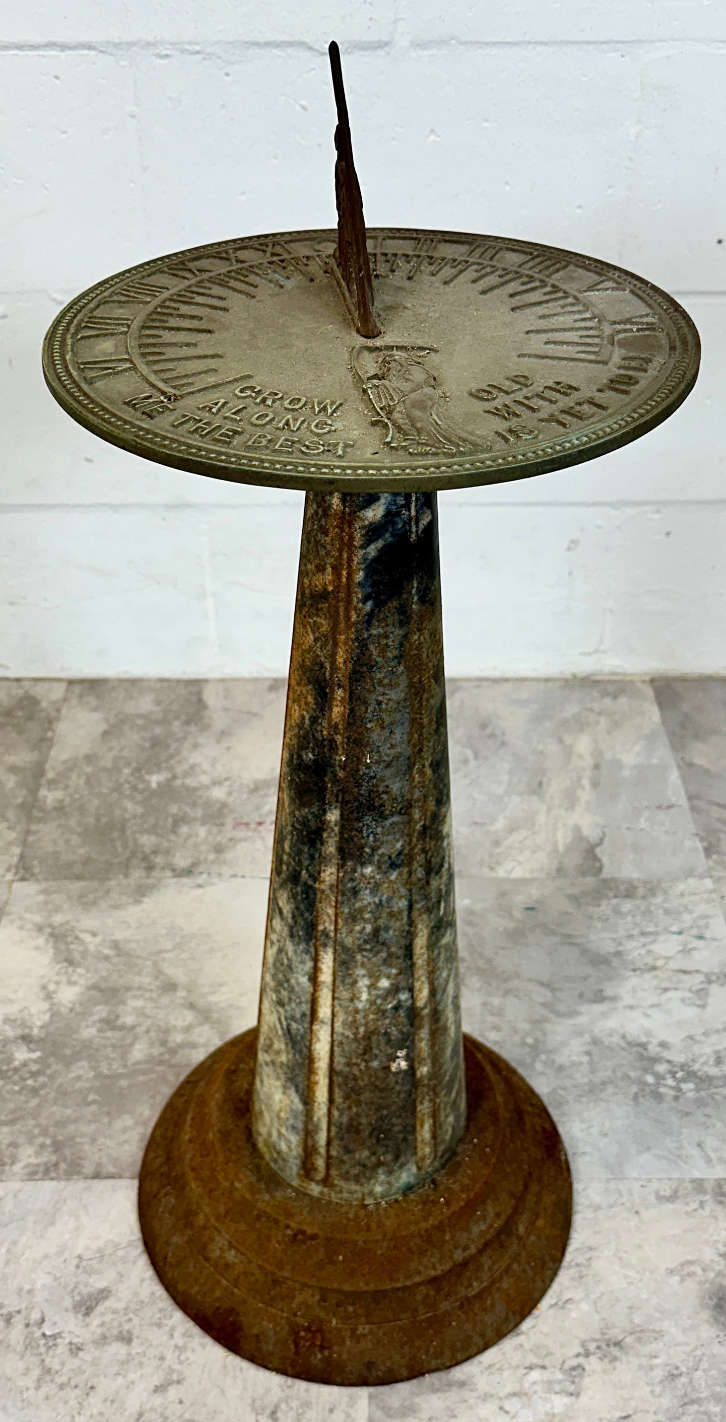 FLORA AND FAUNA GARDEN SUNDIAL (1 of 2)