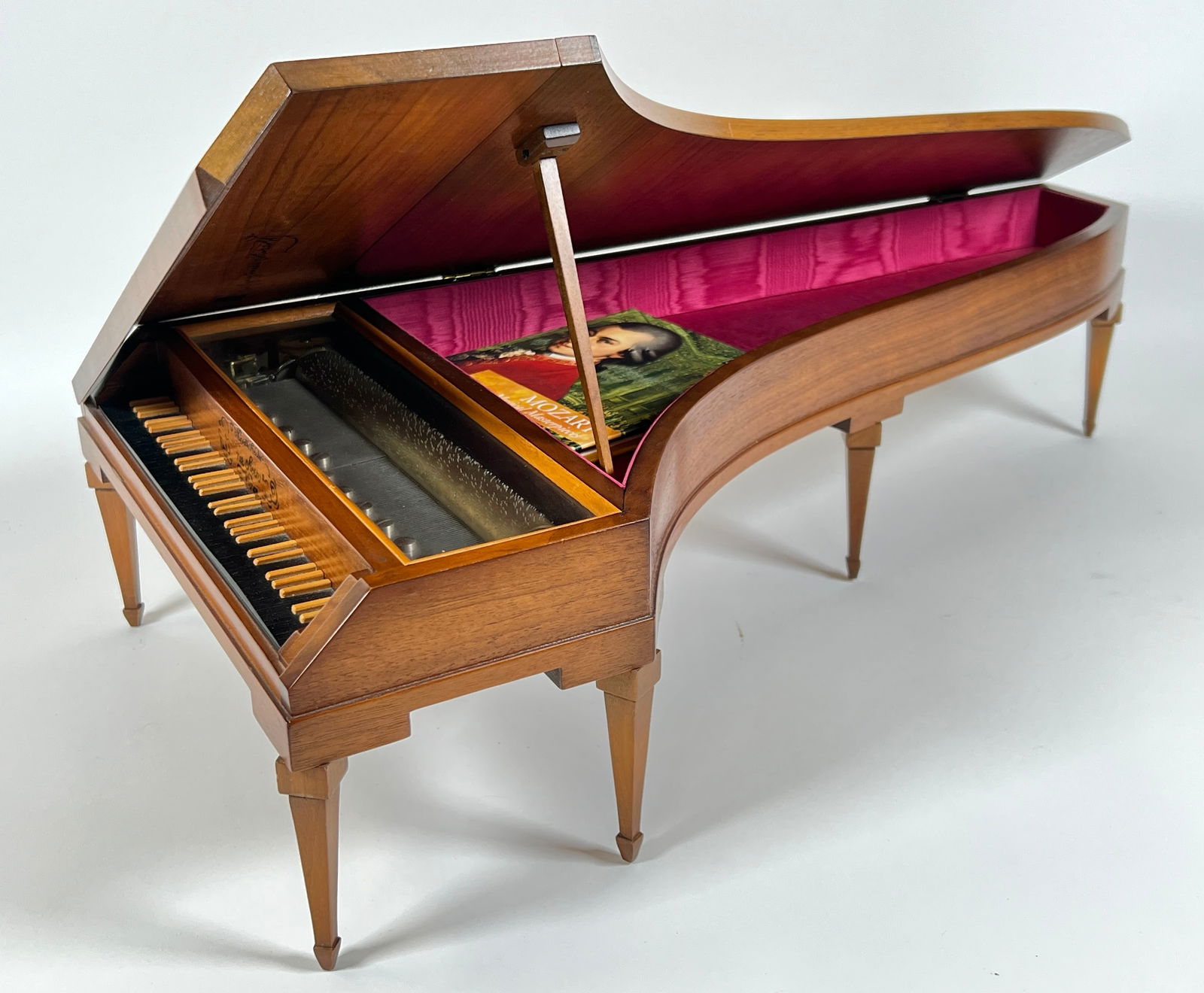 SWISS PIANO FORM MUSIC BOX (1 of 4)