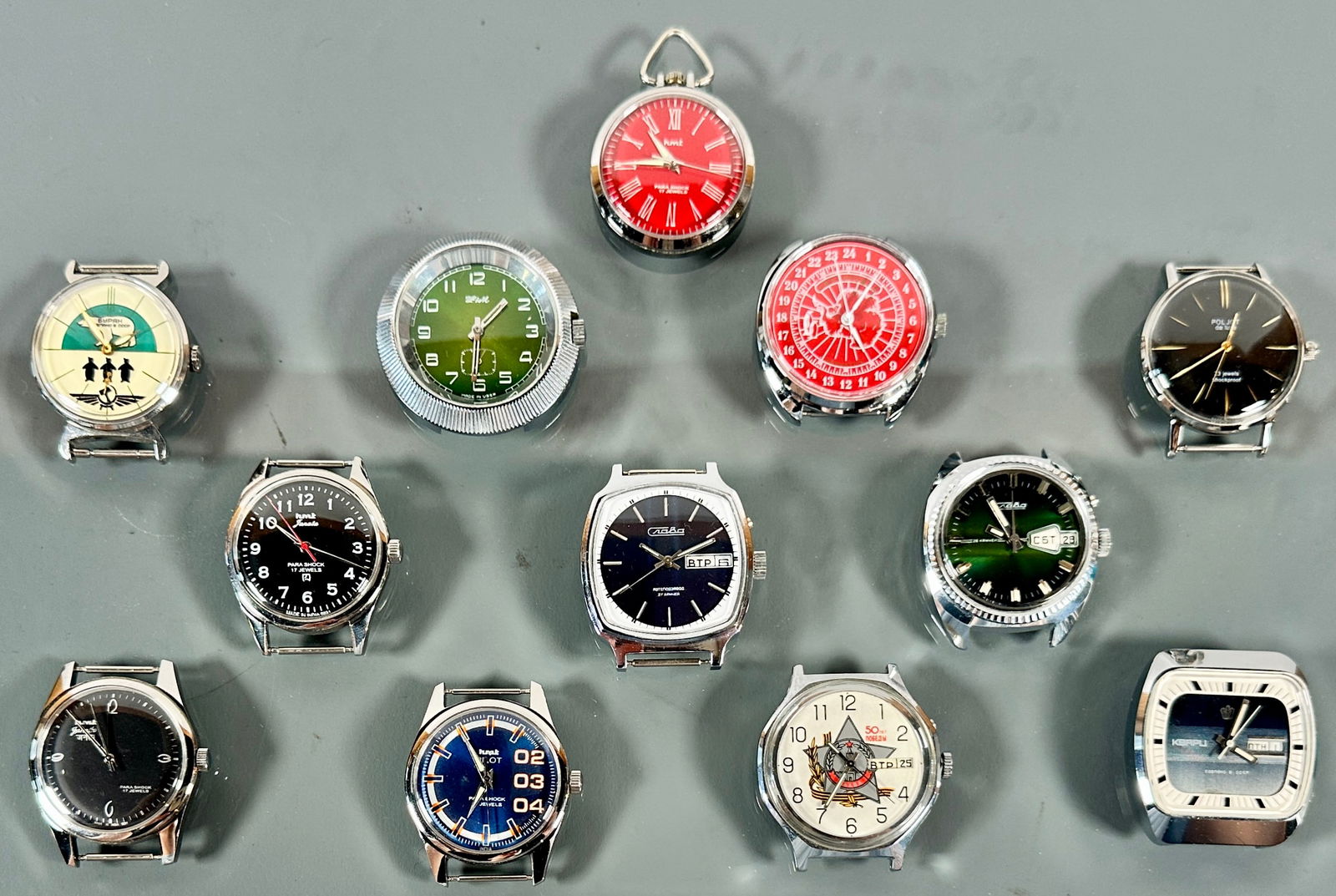 COLLECTION OF MEN'S WATCH CASES (1 of 4)