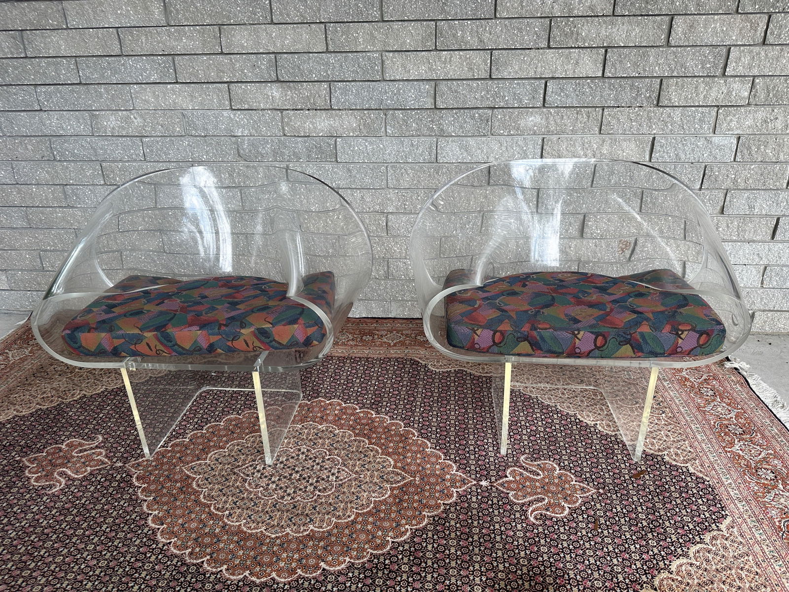 ROBERT VAN HORN RIBBON CHAIRS (1 of 13)