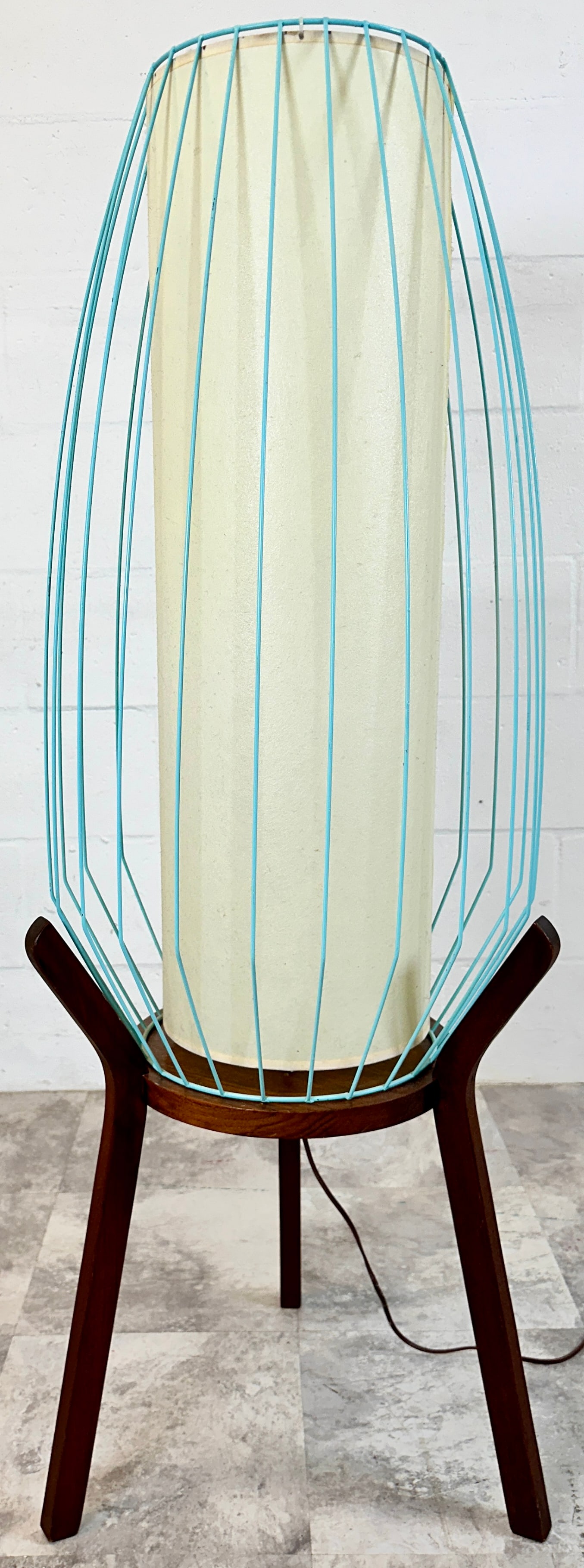 VINTAGE FLOOR STANDING LAMP (1 of 2)