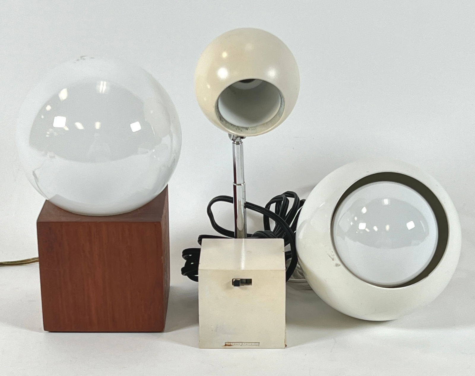 MID-CENTURY MODERN LAMPS (1 of 1)