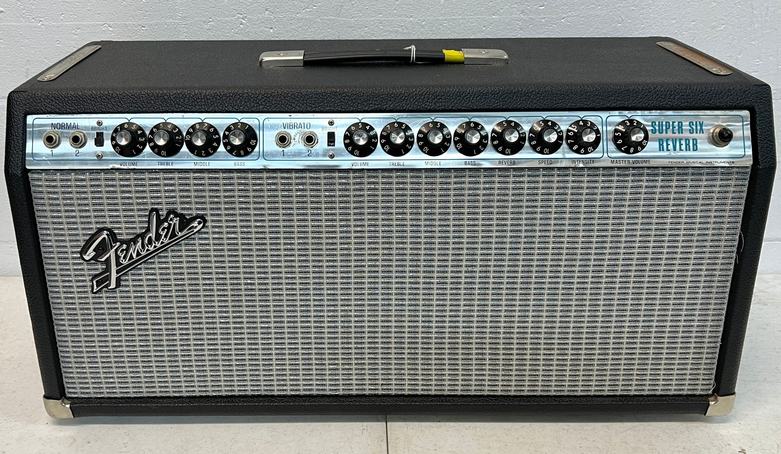 FENDER SUPER SIX REVERB HEAD. (1 of 2)