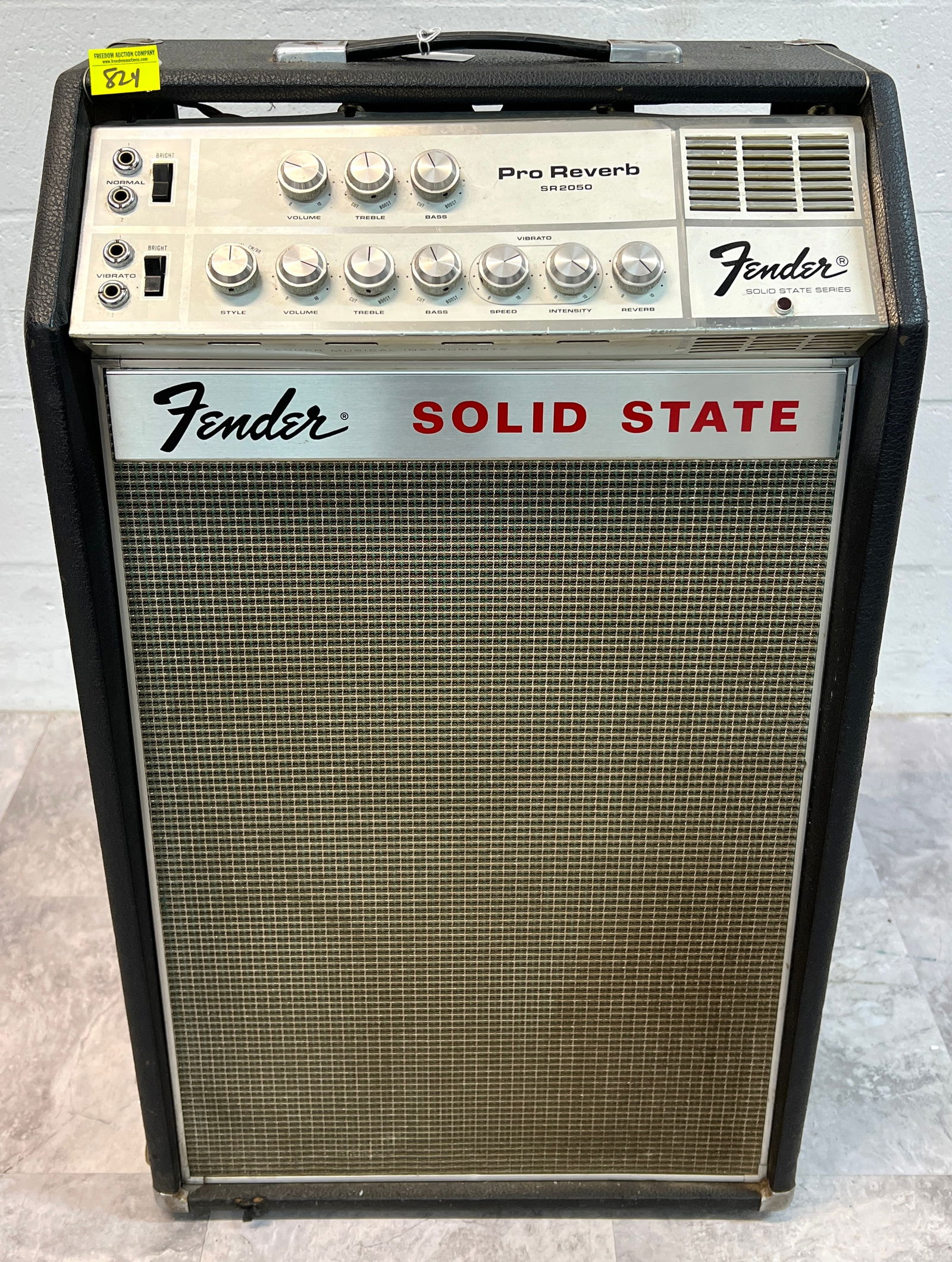 FENDER PRO REVERB SR2050 (1 of 2)