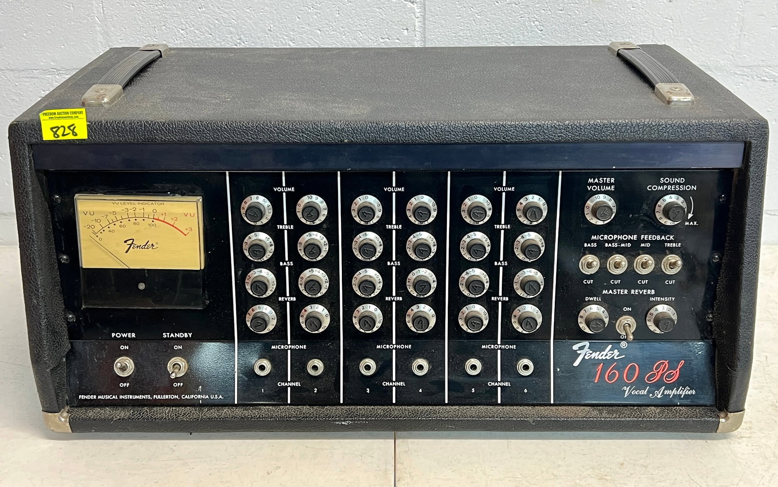 FENDER VOCAL AMPLIFIER 160 PS: POWERS ON BUT DOES NOT PRODUCE SOUND. 26"X12"X13". 66 POUNDS.