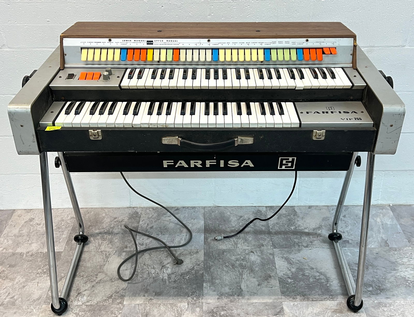 FARFISA VIP 225 DUAL KEYBOARD (1 of 3)