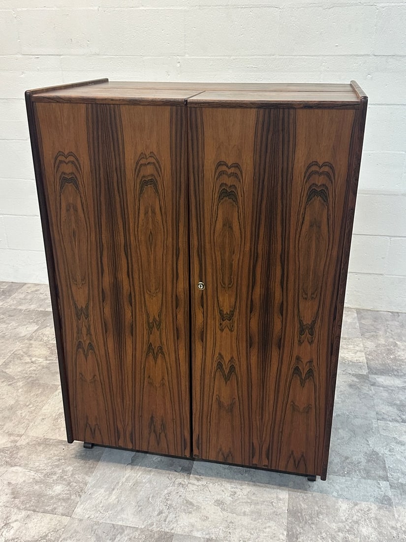 MAGIC DESK – MUMMENTHALER & MEIER (1 of 11)