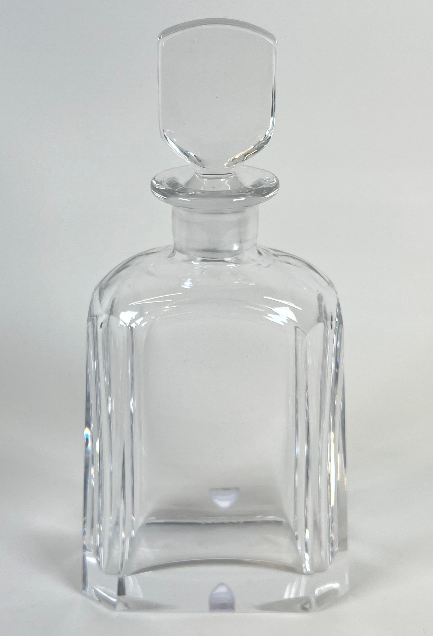 VINTAGE ORREFORS - SWEDEN DECANTER: 9.5"H