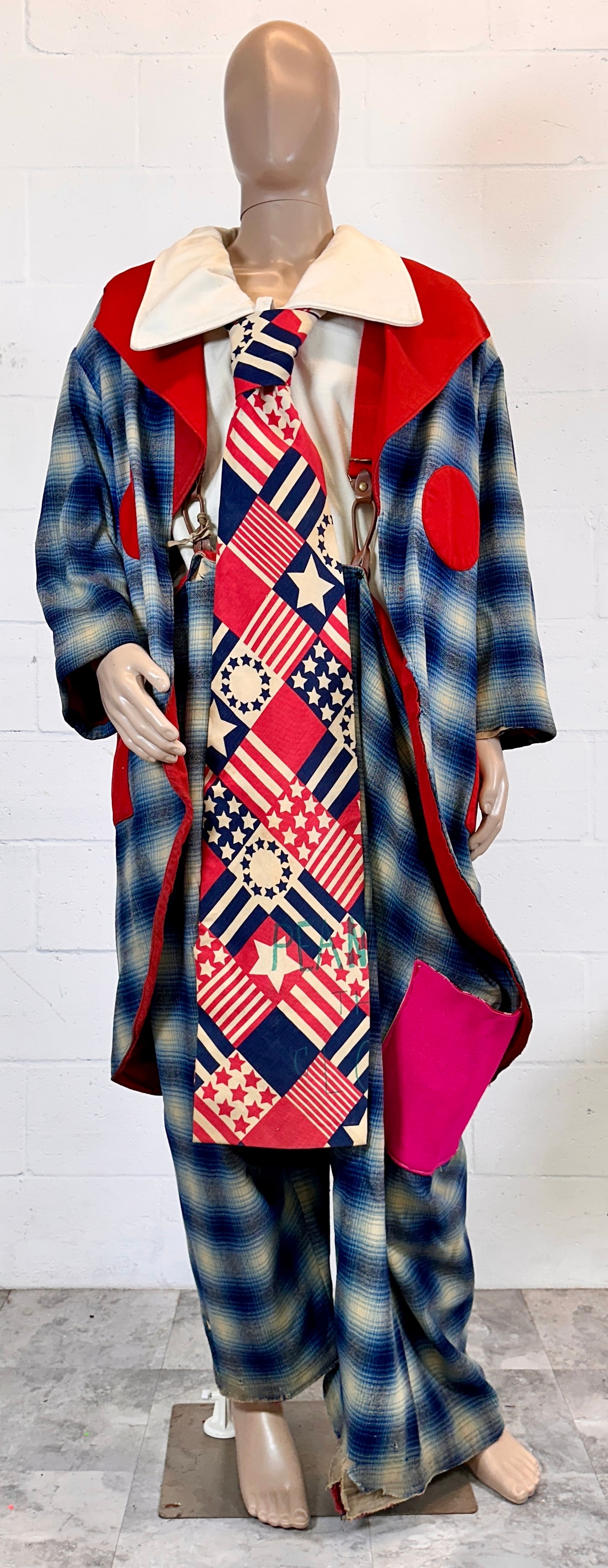 LOU JACOBS - RINGLING CIRCUS CLOWN WARDROBE (1 of 4)