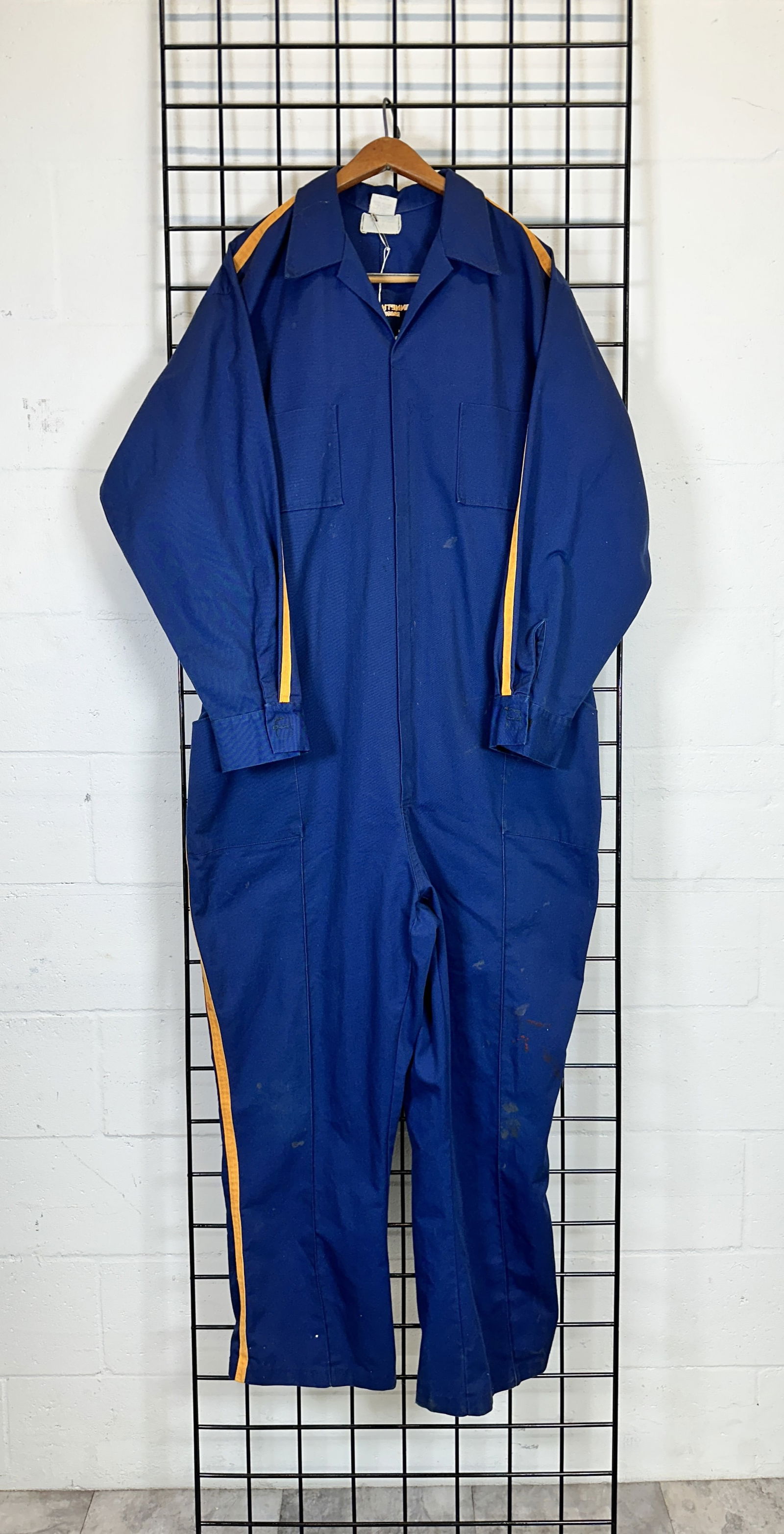 RINGLING BROS. BARNUM BAILEY CIRCUS WORKER JUMPSUIT (1 of 3)