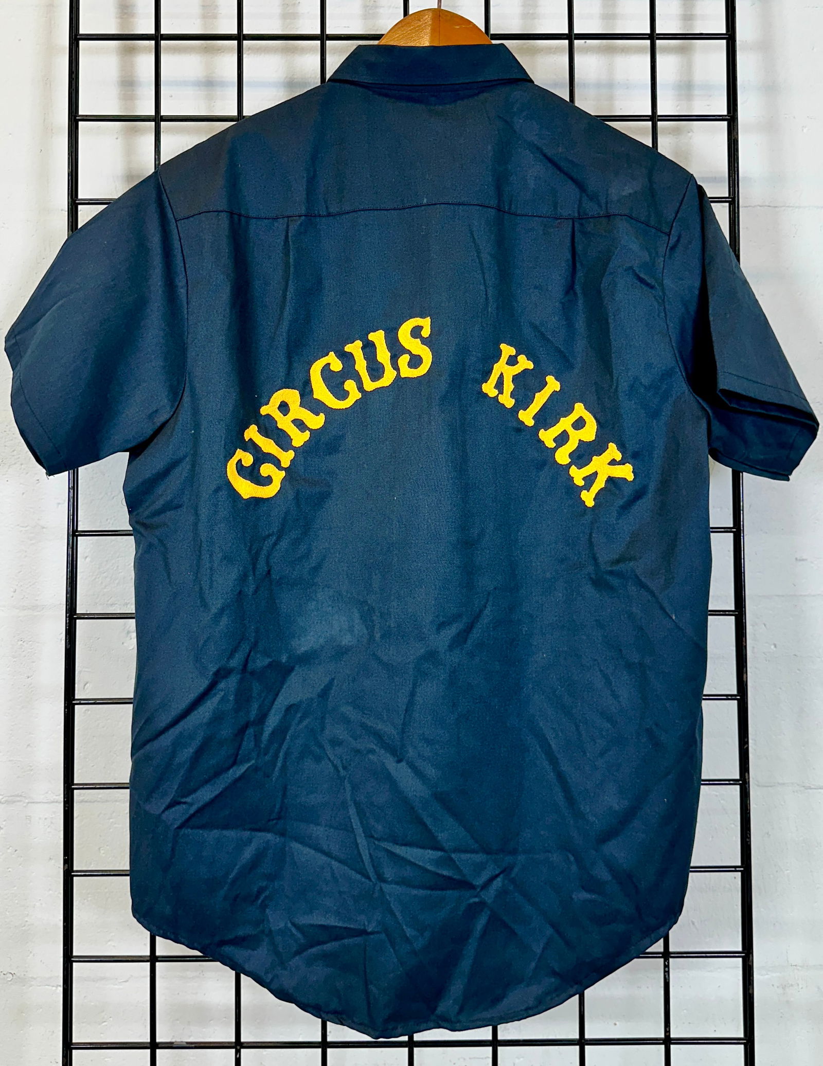 CIRCUS KIRK WORKER'S SHIRT (1 of 3)
