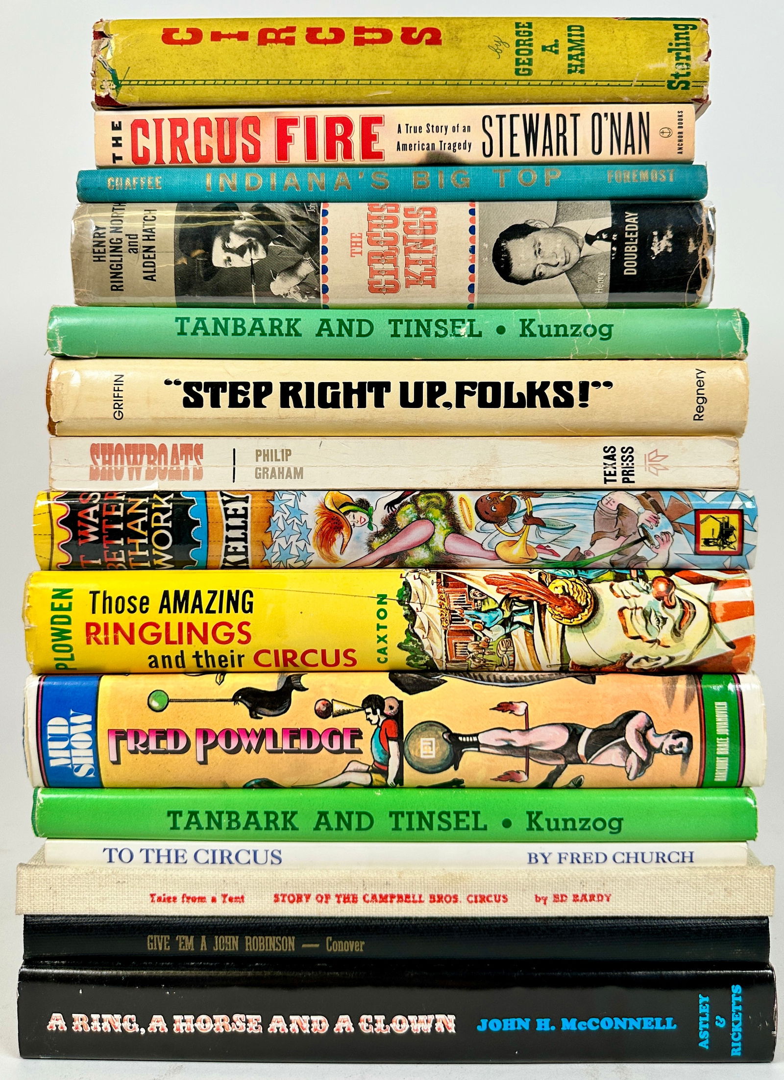 CIRCUS BOOK COLLECTION (1 of 4)