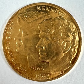 1963-8 KENNEDY GOLD MEDAL