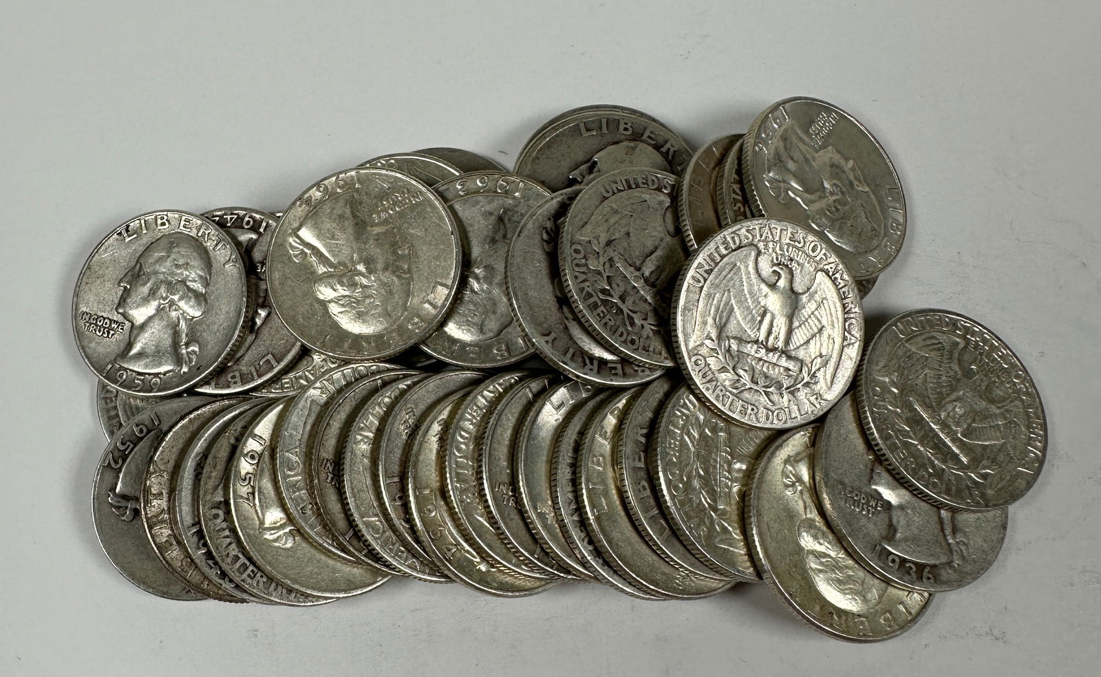 WASHINGTON SILVER QUARTER ROLL (1 of 1)