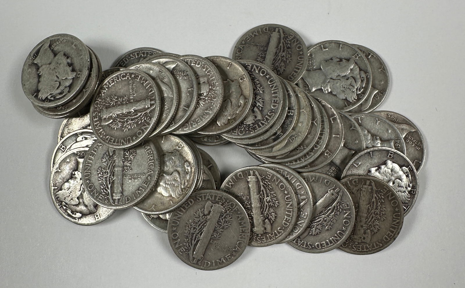MERCURY SILVER DIME ROLL (1 of 1)