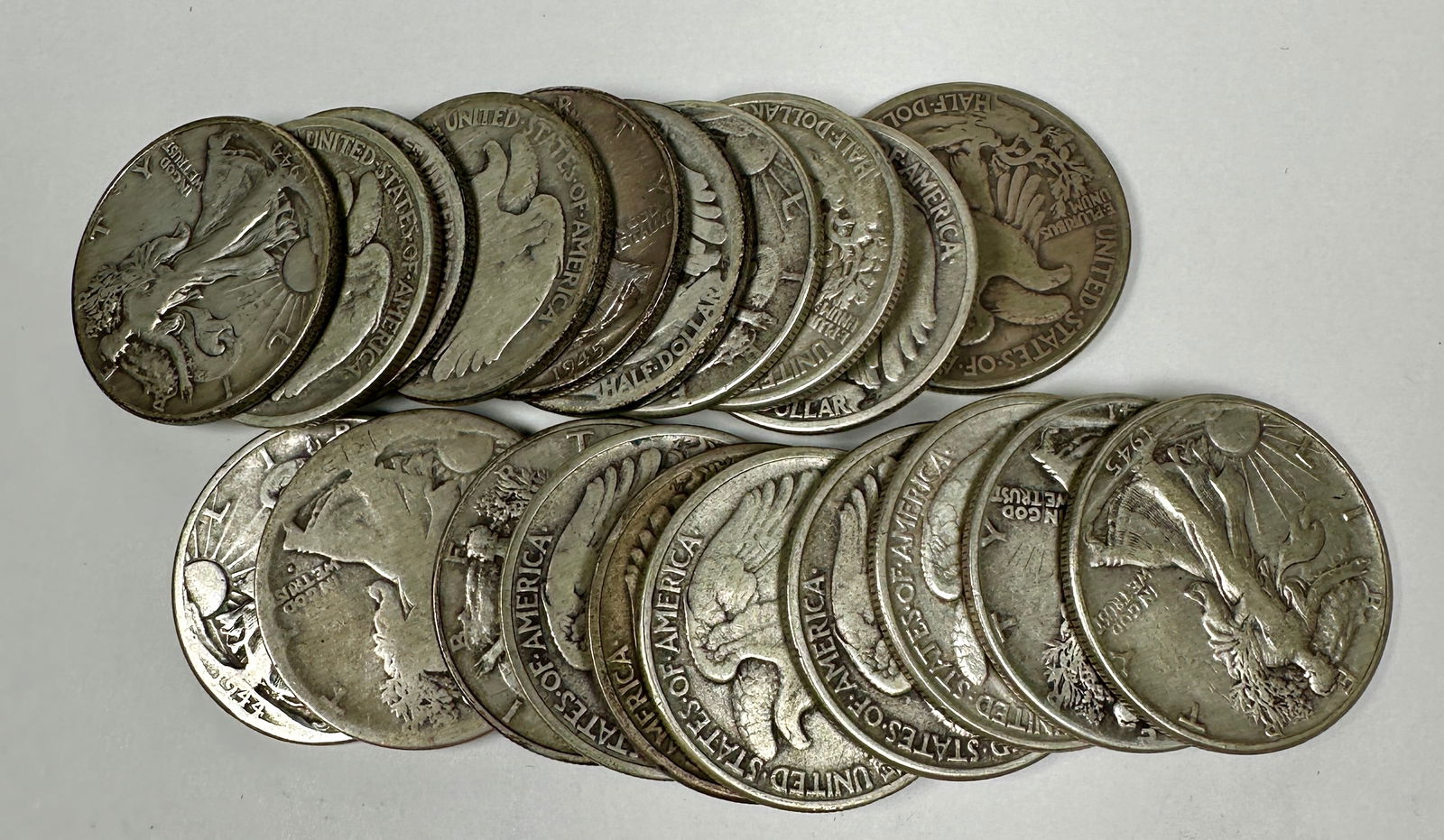 WALKING LIBERTY SILVER HALF DOLLAR ROLL (1 of 1)