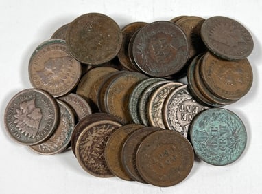 COLLECTION OF INDIAN HEAD CENTS