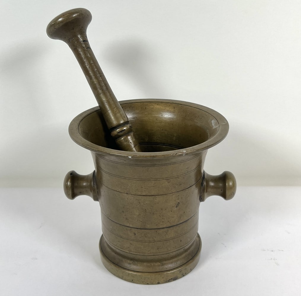 HEAVY BRASS MORTAR AND PESTLE: 5"