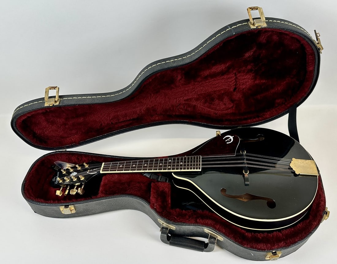 EPHIPHONE MM30 A MANDOLIN: EBONY,14" SCALE, ROSEWOOD FINGER BOARD, DOT INLAYS, HARD CASE