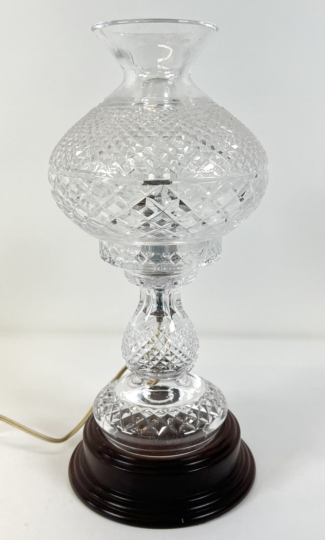WATERFORD CRYSTAL HURRICANE LAMP: IN TWO PARTS ON WOODEN BASE. 16"