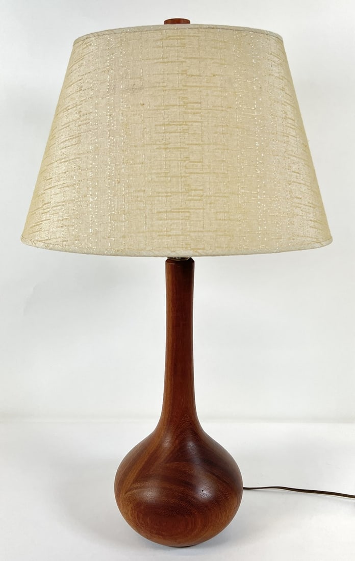 DANISH MODERN TABLE LAMP: WALNUT, WITH SHADE. OVERALL 27"
