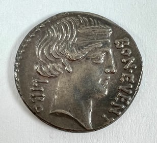 ANCIENT ROMAN REPUBLIC COIN