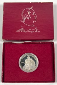 1982 WASHINGTON COMMEMORATIVE HALF DOLLAR