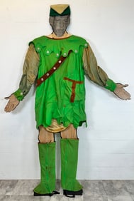 Eddie Carmel Giant Wardrobe
