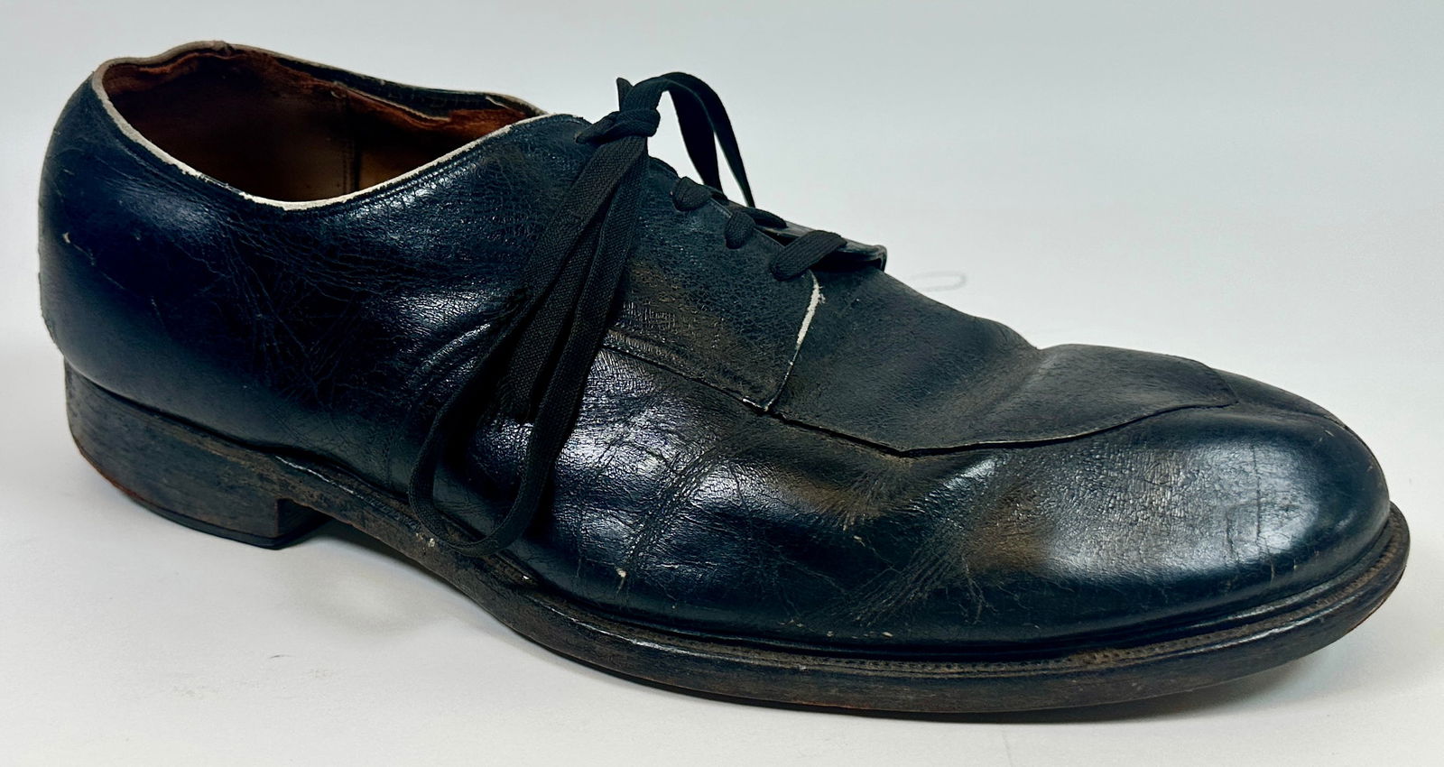 Eddie Carmel Giant Shoe (1 of 7)