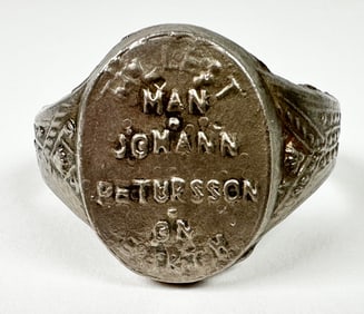 The Viking Giant - Johann Petursson Sideshow Giant Ring