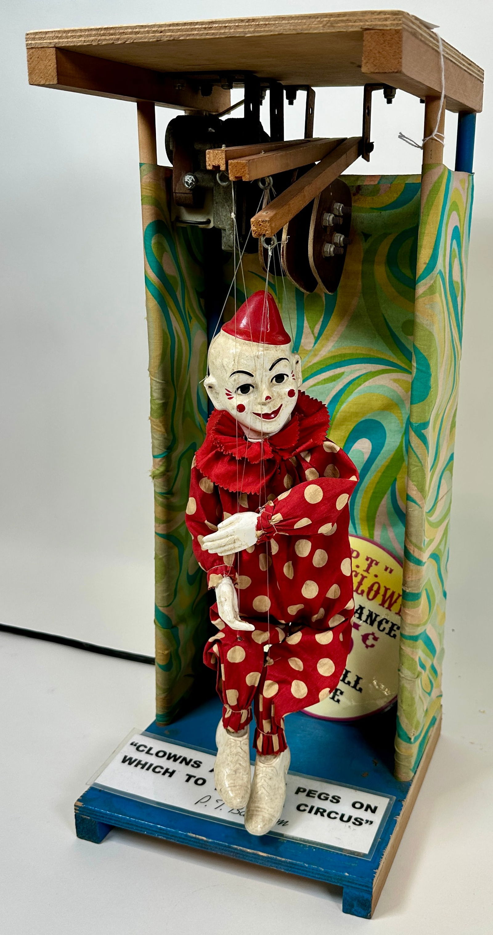 Dancing Clown Display (1 of 5)