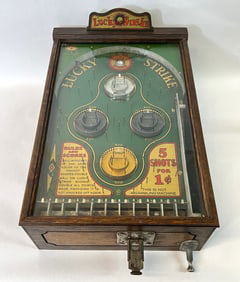 Pace Mfg. Lucky Strike Pinball - Coin Op