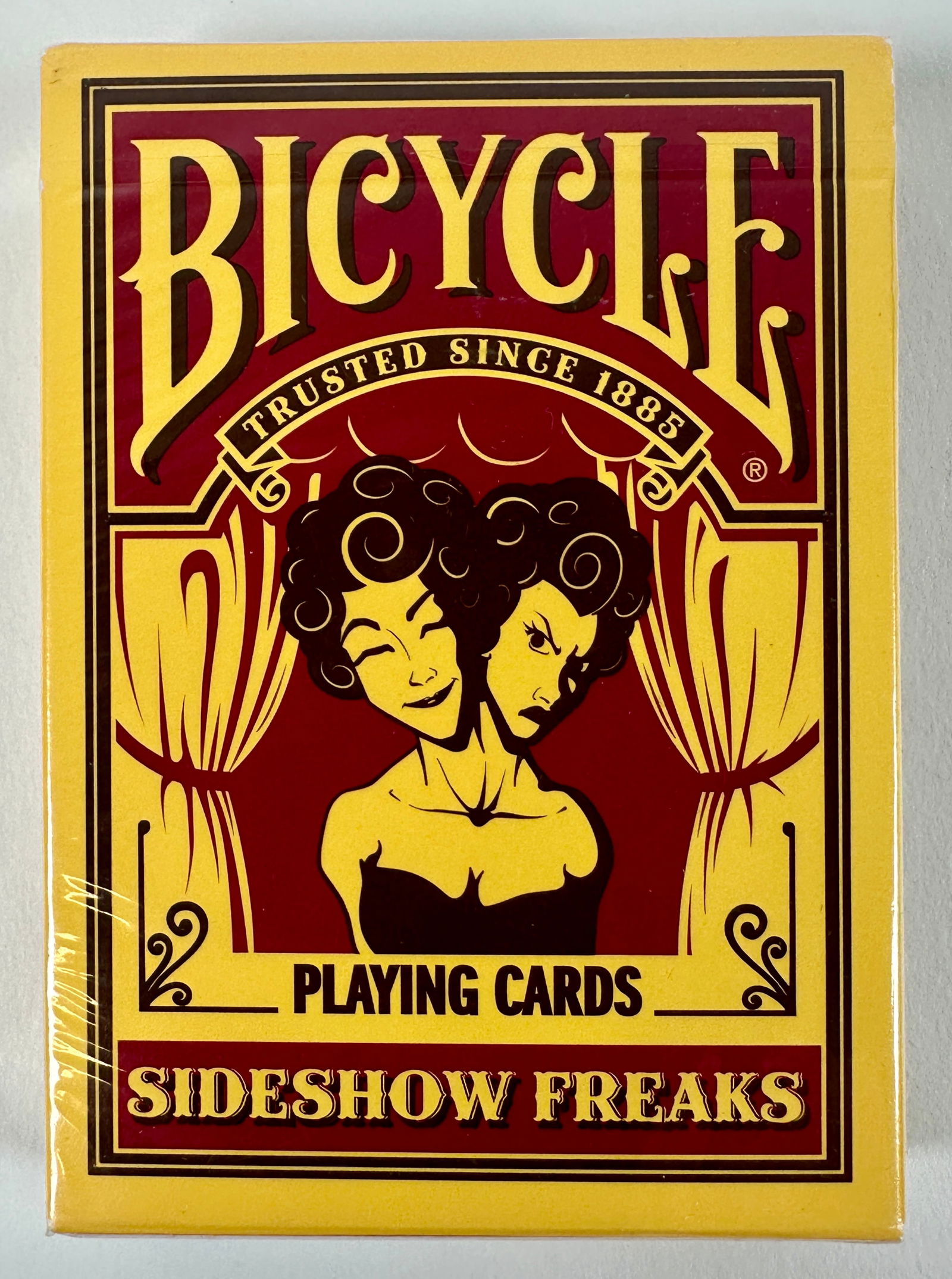 BICYCLE PLAYING CARDS - SIDESHOW FREAKS (1 of 2)