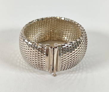 STERLING SILVER MESH BRACLET: 49 GRAMS TOTAL WEIGHT, 7"