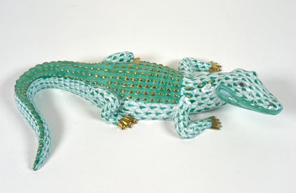 HEREND - HUNGARY, FISHNET ALLIGATOR