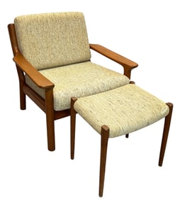 DANISH TEAK LOUNGE CHAIR WITH OTTOMAN