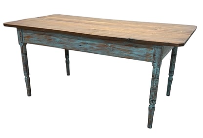 PRIMITIVE ANTIQUE FARM TABLE