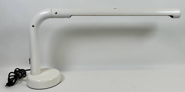 LEDU ALLEGRO DESK LAMP: WHITE PLASTIC BODY. FLUORESCENT FIXTURE, WORKING. 16"H, 31"H. REQUIRES THIRD PARTY SHIPPING/TRANSPORATION.
