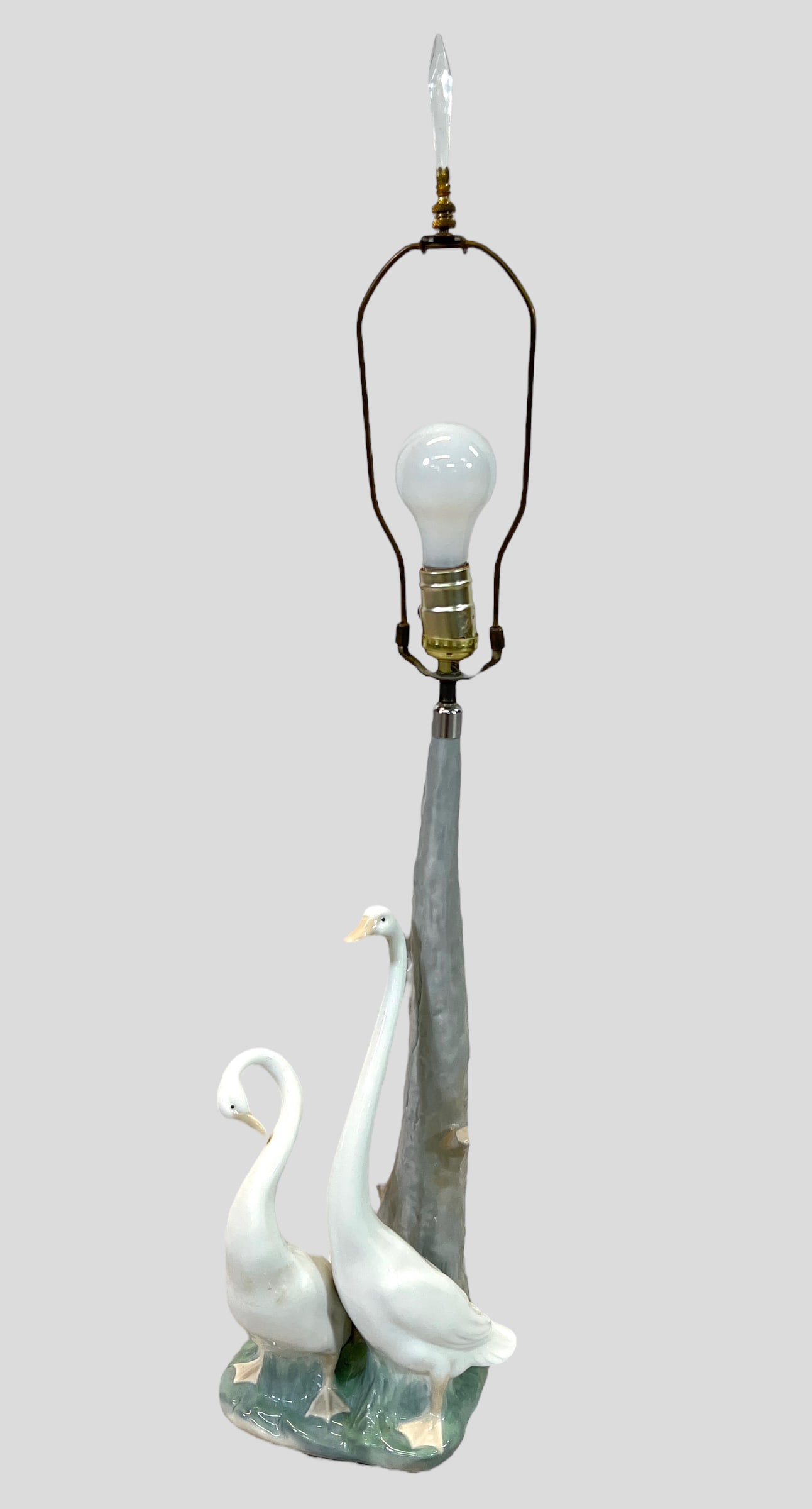 NAO BY LLADRO PORCELAIN TABLE LAMP (1 of 2)