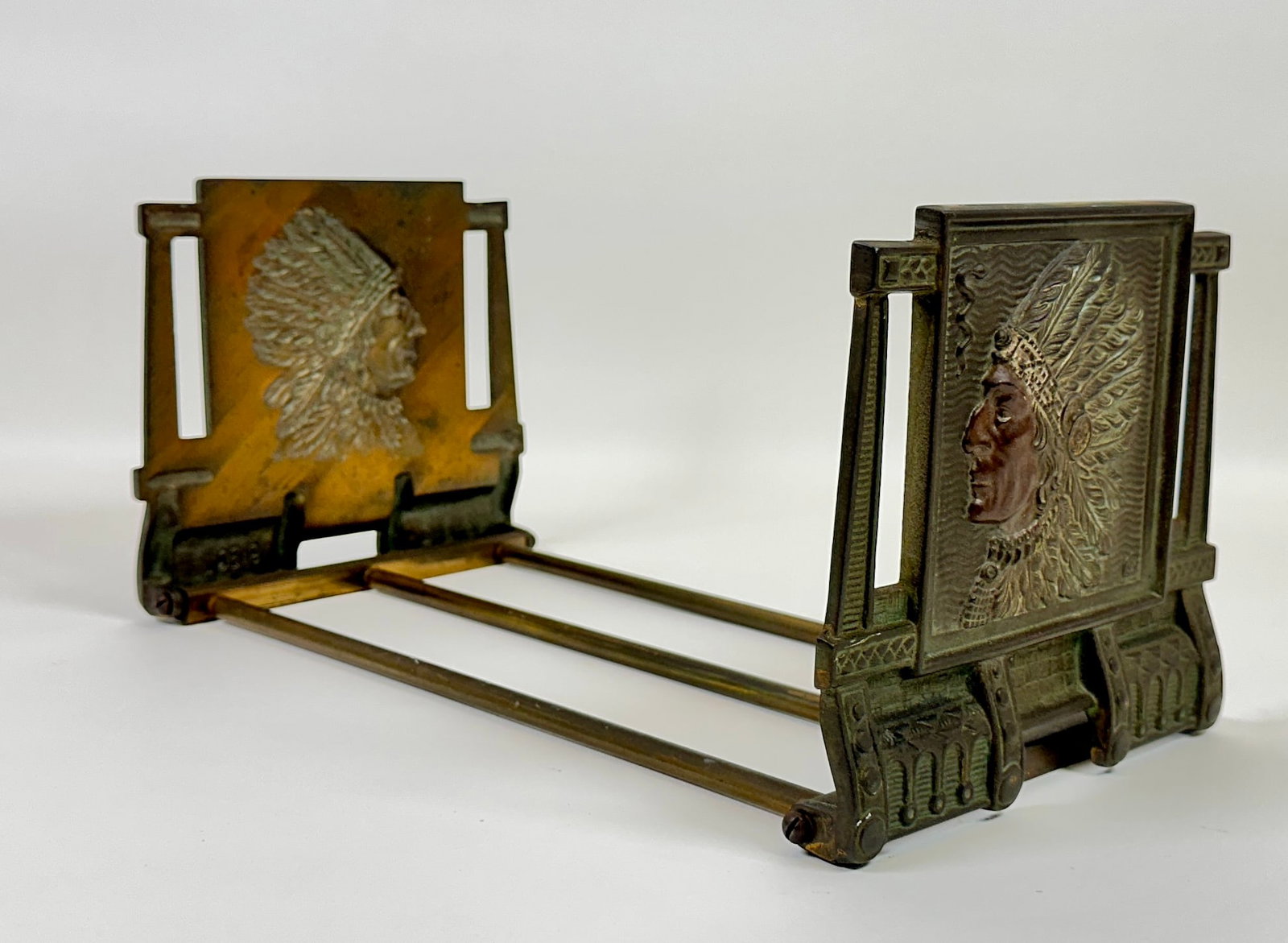 H.L. JUDD LETTER OR BOOK RACK (1 of 5)