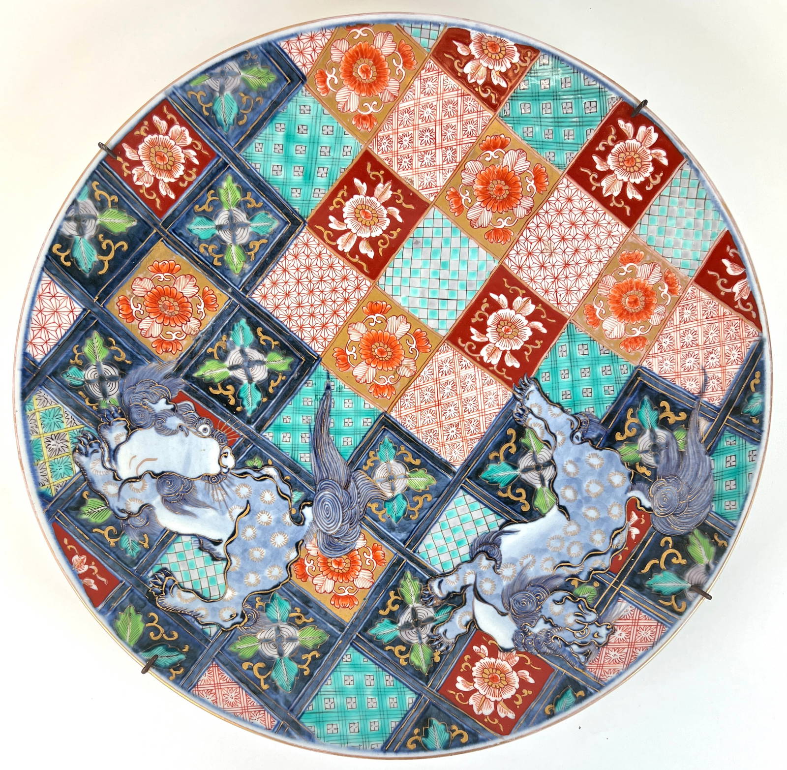LARGE JAPANESEE IMARI PORCELAIN PLATE