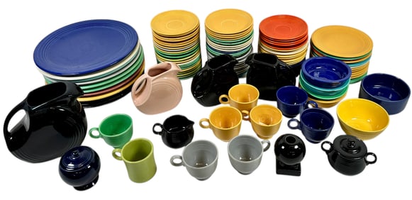 HOMER LAUGHLIN - FIESTA DINNERWARE