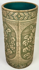RRP CO. ROSEVILLE - POTTERY BRUSHWARE STAND