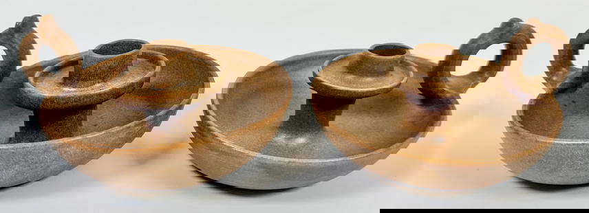 GORDY - GEORGIA ART POTTERY CANDLESTICKS: PAIR OF HANDLED POTTERY CANDLE HOLDERS IN MOUNTAIN GOLD, INCISED MARKS. 5.25"