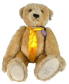 STEIFF TEDDY BEAR - WALT DISNEY WORLD