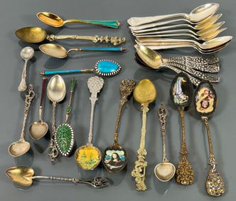 COLLECTION OF DEMISTASSE SPOONS