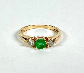 14K GOLD WITH EMERALD LADIES RING