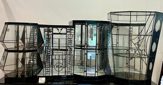 23RD CENTURY GLASS HOUSE - LADY JANE MINIATURE