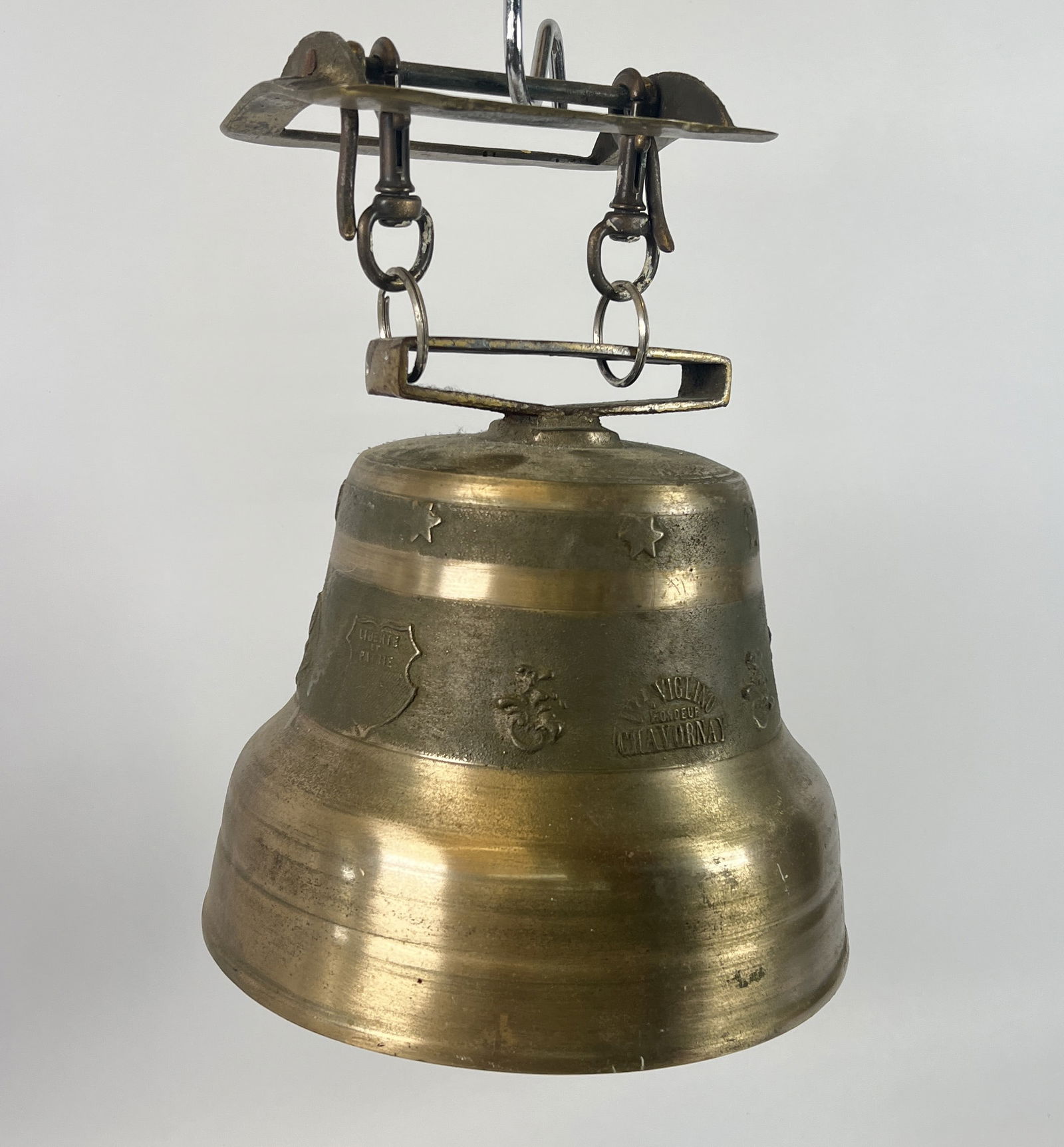 LARGE SWISS COW BELL (1 of 4)