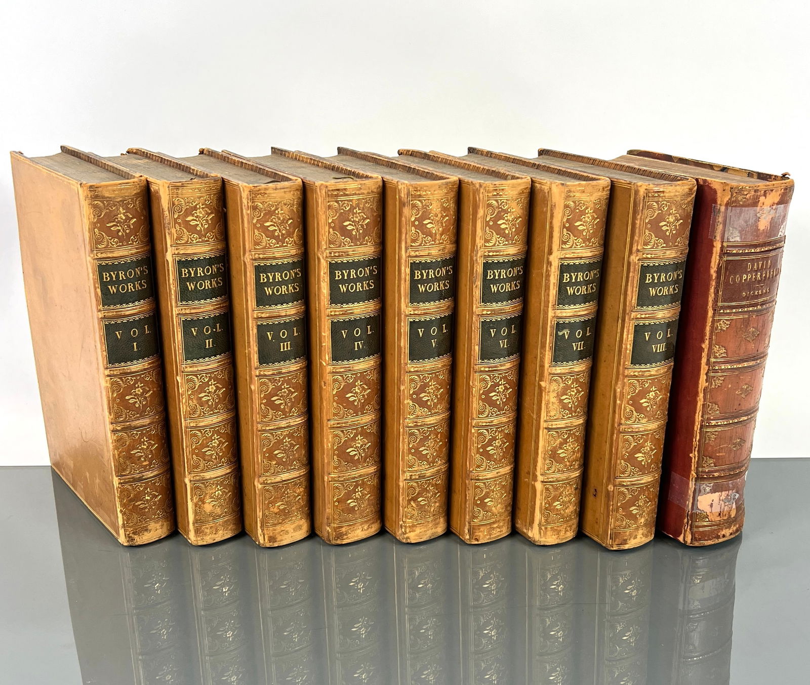 BYRON'S WORKS - DAVID COPPERFIELD - ANTIQUE BOOKS (1 of 3)